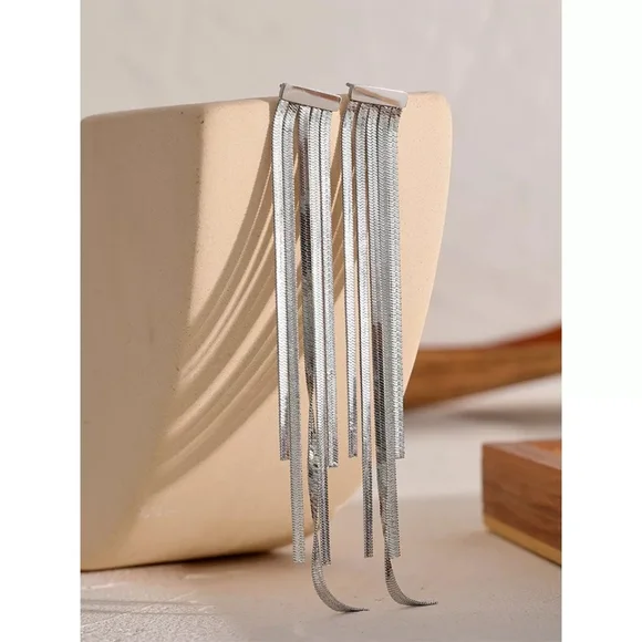 Gorgeous Long Golden Chain Tassel Earrings - Picture 3 of 5